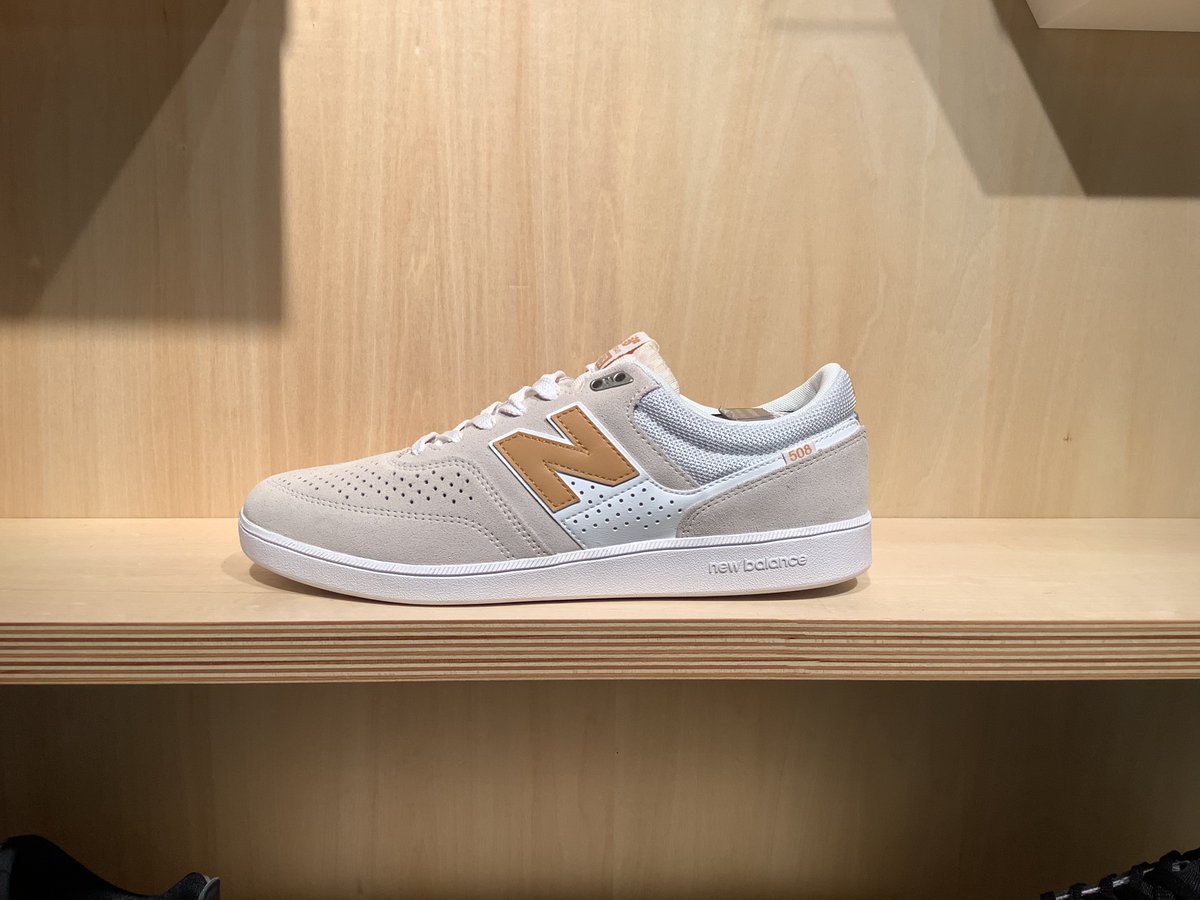 newbalanceOSAKA's tweet photo. < #NB新商品 >
「#NM508」
COLOR:WHP
WIDTH/SIZE:D/23.0-29.0cm
PRICE: ¥11,000(税込)
1月15日(土)より販売開始
是非この機会に店頭でご覧ください。
#newbalance
#ニューバランス https://t.co/o2va647Suo