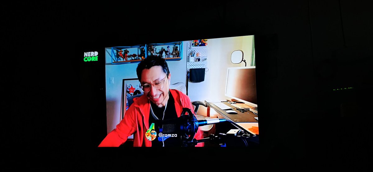 GuillermoVVidal's tweet image. Me mama @nerdcorepodcast, años y años de verlo desde que inició. Por cierto @aikohosoya ya te balconearon de tu futura sección de gadgets de señora, ya lo quiero ver.
 #nerdcorelive
#nerdcorepodcast