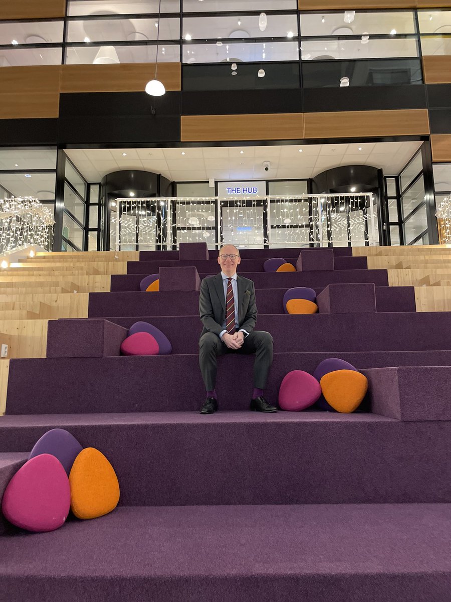 Så har dagen kommit när jag gör min sista dag på #TeliaSverige  Har blivit lite drygt 5,5 år och är så tacksam för alla underbara kollegor jag fått lära känna! Tack 💜

(från måndag är jag Head of People &amp; Culture på Destiny, så håller mig inom Telekom)