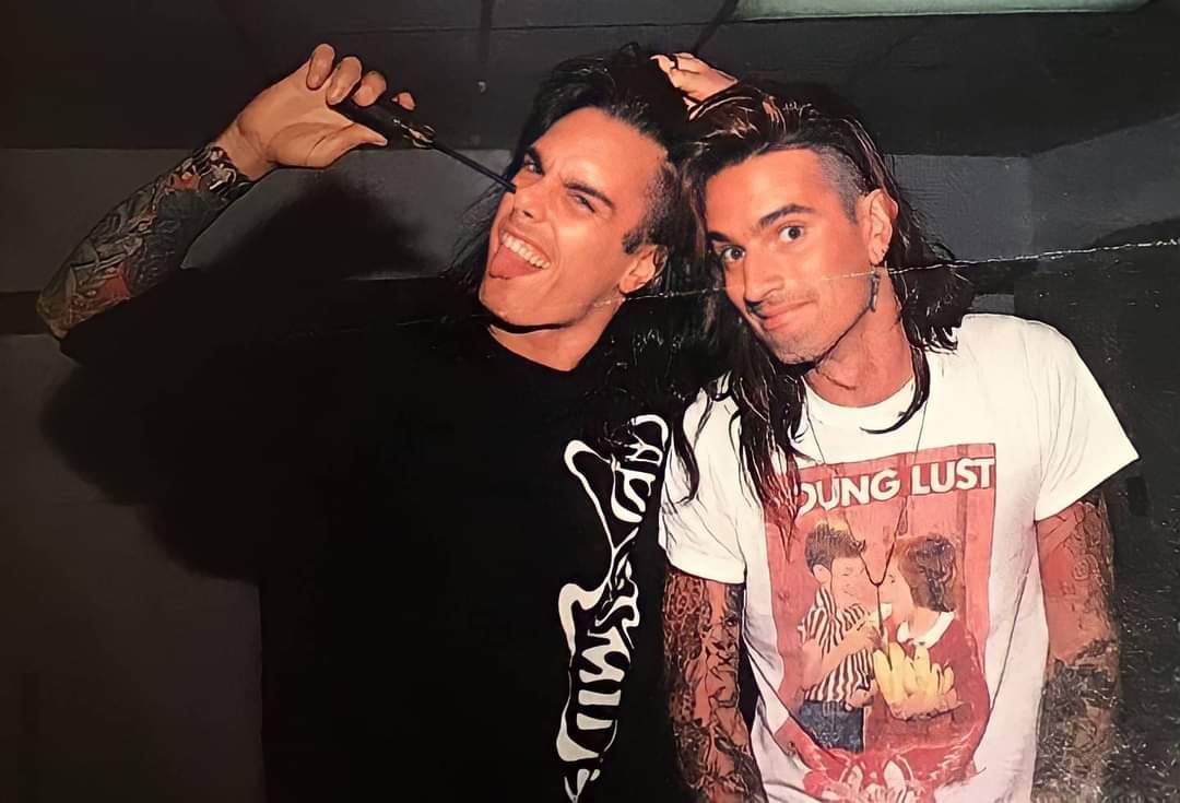 666crue (@666crue1) on Twitter photo 