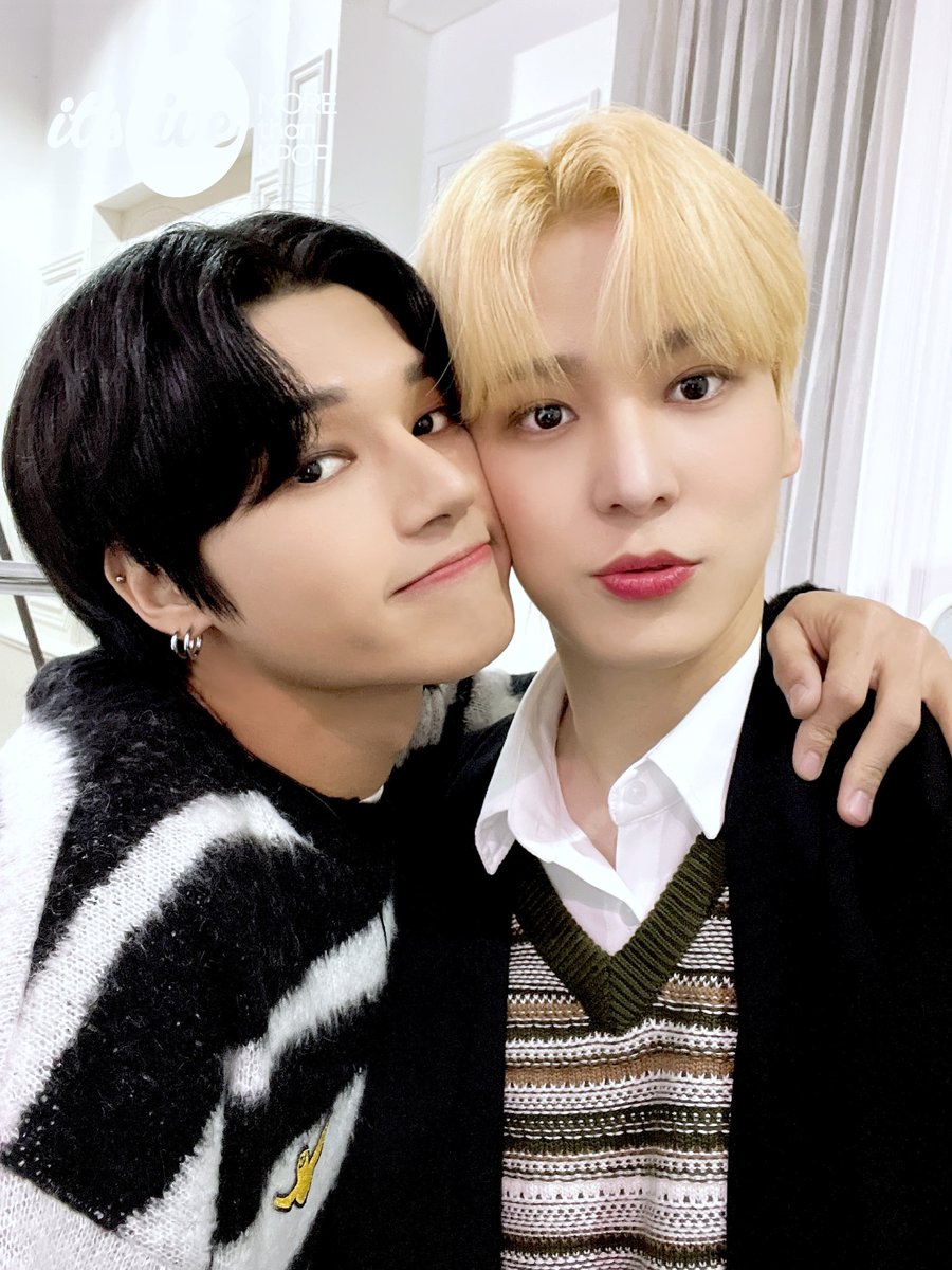 itsLIVEofficial's tweet photo. ✨친구(THANK U) 무대✨
▶https://t.co/6OvfkqQ38m
💛it’s Live ORIGINAL 풀버전💛
▶https://t.co/IWQSqFyUtj

#itsLive #잇츠라이브 #에이티즈 #ATEEZ https://t.co/0oa380rFAG