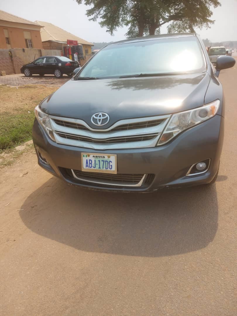 AutosAmg's tweet photo. 2011 Toyota venza navigation system keyless V6 engine in very good condition is available in Abuja 💥₦4.6m💥 WhatsApp number 09054917783💥 https://t.co/z4V7ggC9i0