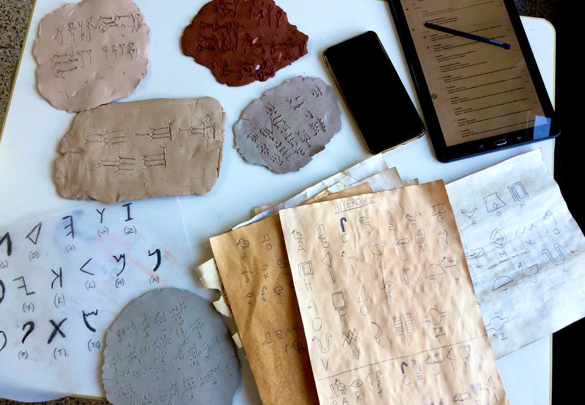 7. Sınıf öğrencilerimiz kil tabletten papirüse, hiyerogliften günümüz teknolojisine kadar uzanan yazının gelişim sürecini pekiştirdi. 📝📱<a href="/cigdemkarakas16/">Çiğdem Karakaş</a> <a href="/NurhanAcarr/">Nurhan Acar</a> <a href="/yakacik_doga/">DOĞA KOLEJİ YAKACIK KAMPÜSÜ</a>