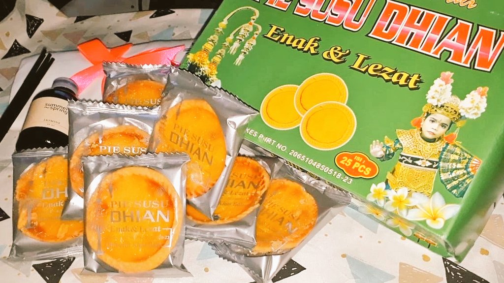 makasih buat kak <a href="/fikamalik/">Fika Malik</a> udah ngirimin sobat manis kesayangan buat temen nonton drakor tar malem ✊🤤