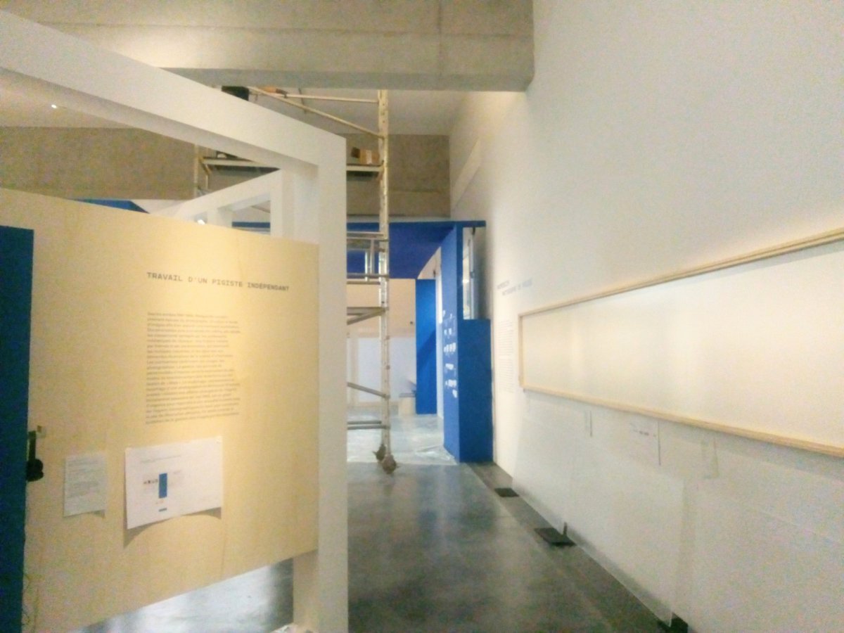 LaContempo_BAM's tweet photo. #ElieKagan #expositiontemporairelacontemporaine Installation en cours de l'expostion Élie Kagan, photoreporter indépendant (1960-1990) 19 janvier - 7 mai 2022. Le fonds Élie Kagan est accessible dans notre bibliothèque numérique l'#Argonnaute par ici 👉https://t.co/QAaTOUNHnv https://t.co/AYFvyYL8KY
