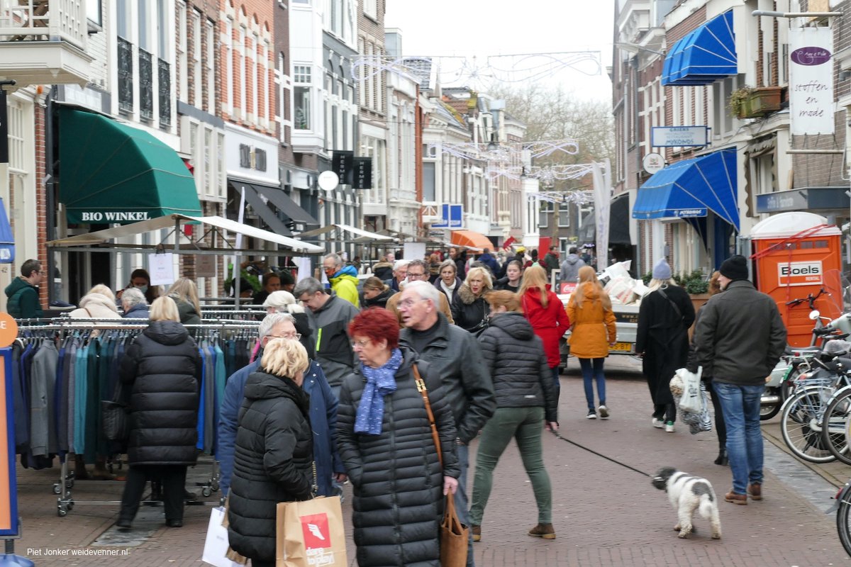 jonker_piet's tweet photo. Purmerend weer even Marktstad.          https://t.co/fX8bfu1fKe https://t.co/HXNNfHBBqh