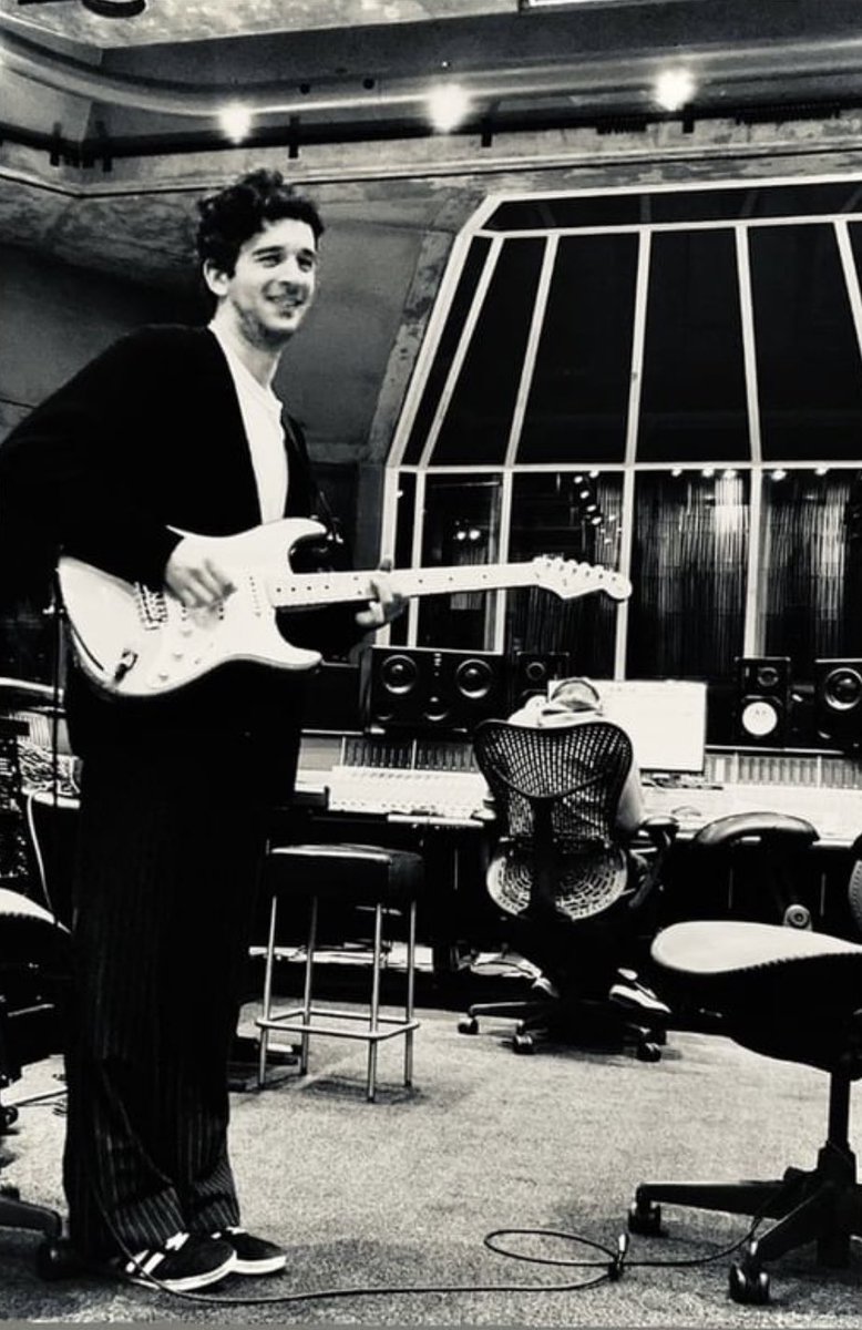 📸: Ross 

#the1975