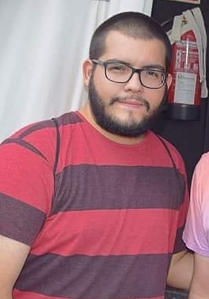 O1010011_011000's tweet photo. DIFUSIÓN ❗❗
Se llama Miguel y es de la Puebla de Almoradiel, esta desaparecido desde la madrugada del juves. La última vez que se le vio fue en Quintanar de la Orden, entre Peugeot y parada de autobuses. Va vestido con una chaqueta roja  encima una cazadora negra,unos vaqueros+ https://t.co/UIRswFDKrb