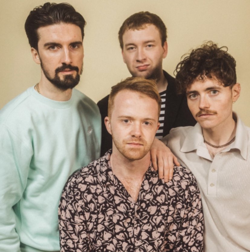 beafets's tweet photo. Our new single ‘Falling Knives’ is out everywhere now. Streaming links are in the thread below xo https://t.co/xxe7bvyGOp