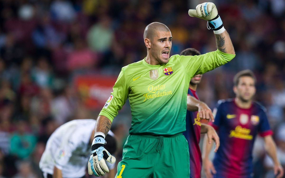 Wishing Víctor Valdés a happy birthday as he turns 4  0  today  