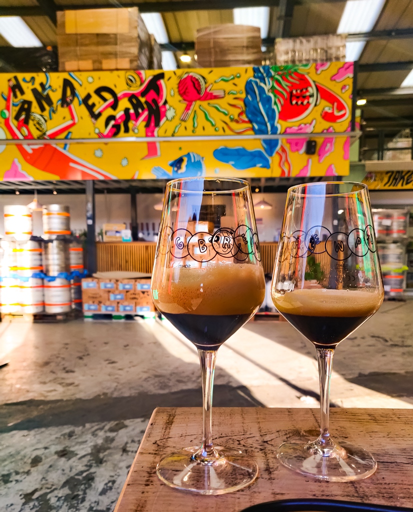 brisdistilling's tweet photo. Have you heard we've collaborated with our friends @LHGBrewingco on a delicious barrel aged beer? Released in the near future, keep your eyes pealed 👀
#localbeer #localcollab #craftbeer #bristolcollab #bristolbusinesses #bristoldistillingco #lhg #lefthandedgiant https://t.co/gkJIVRu8Km