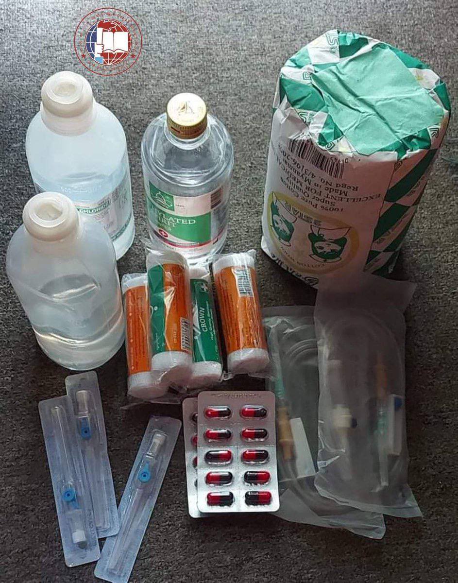 The No.1 B.E.H.S Thingangyun Students' Union (ABFU) supplied some desperately needed medicine to an underground movement group. #WarCrimesOfJunta #2022Jan14Coup #WhatsHappeningInMyanmar