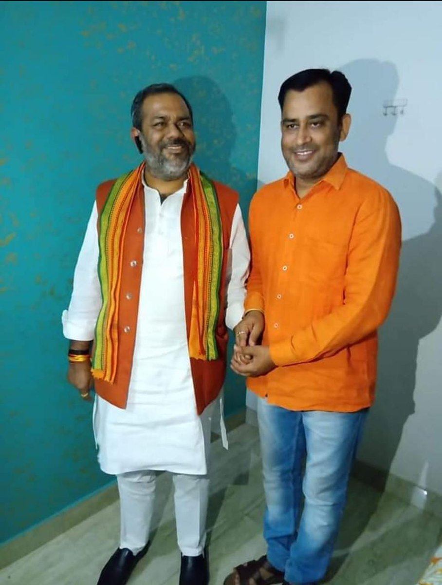 AmethiyaGyan's tweet photo. जय हो 
आयेंगे तो योगी जी 
जय भाजपा, तय भाजपा https://t.co/IwwOFFXI0y