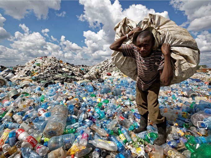 Plastic is a curse on the planet. Rich countries plastic exported to poorer countries, which makes the poorer one must pay for the price. Please reduce the use of plastic.

#Climatemergency #ClimateActionNow #climate #ClimateChange #ClimateCrisis #ClimateAction 
RT @DeshawnFe1992