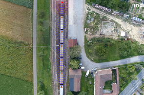 IndraCompany's tweet photo. En Indra ya estamos trabajando con éxito en soluciones que permitirán al ferrocarril ser el centro de la movilidad sostenible. Te lo contamos en el #BlogNeo https://t.co/VnXAfai7LI https://t.co/IDreJJJW9G