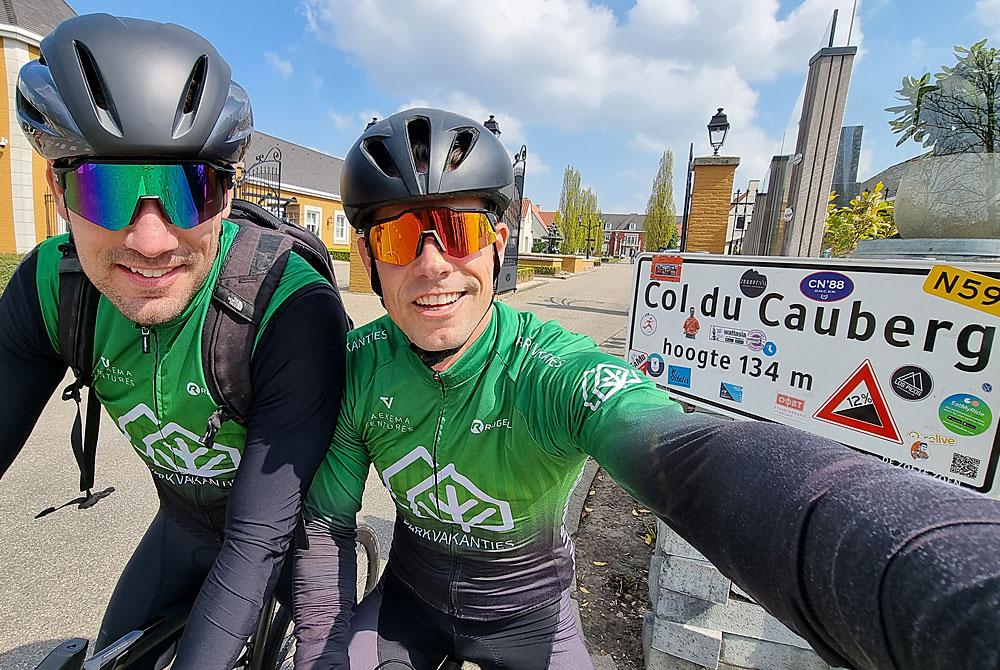 vakantieparken's tweet photo. Fietsen in Zuid-Limburg: 5x leuke fietsroutes &amp; tips voor onderweg 🚵😍 https://t.co/YCT1MhEh3p "Wat kun je daar mooi fietsen!" 💚 @VisitZL @LandalDeCauberg #fietsen #fietsroutes #zuidlimburg #limburg #bike #route #nederland #parkvakanties https://t.co/9OtsqZCitY