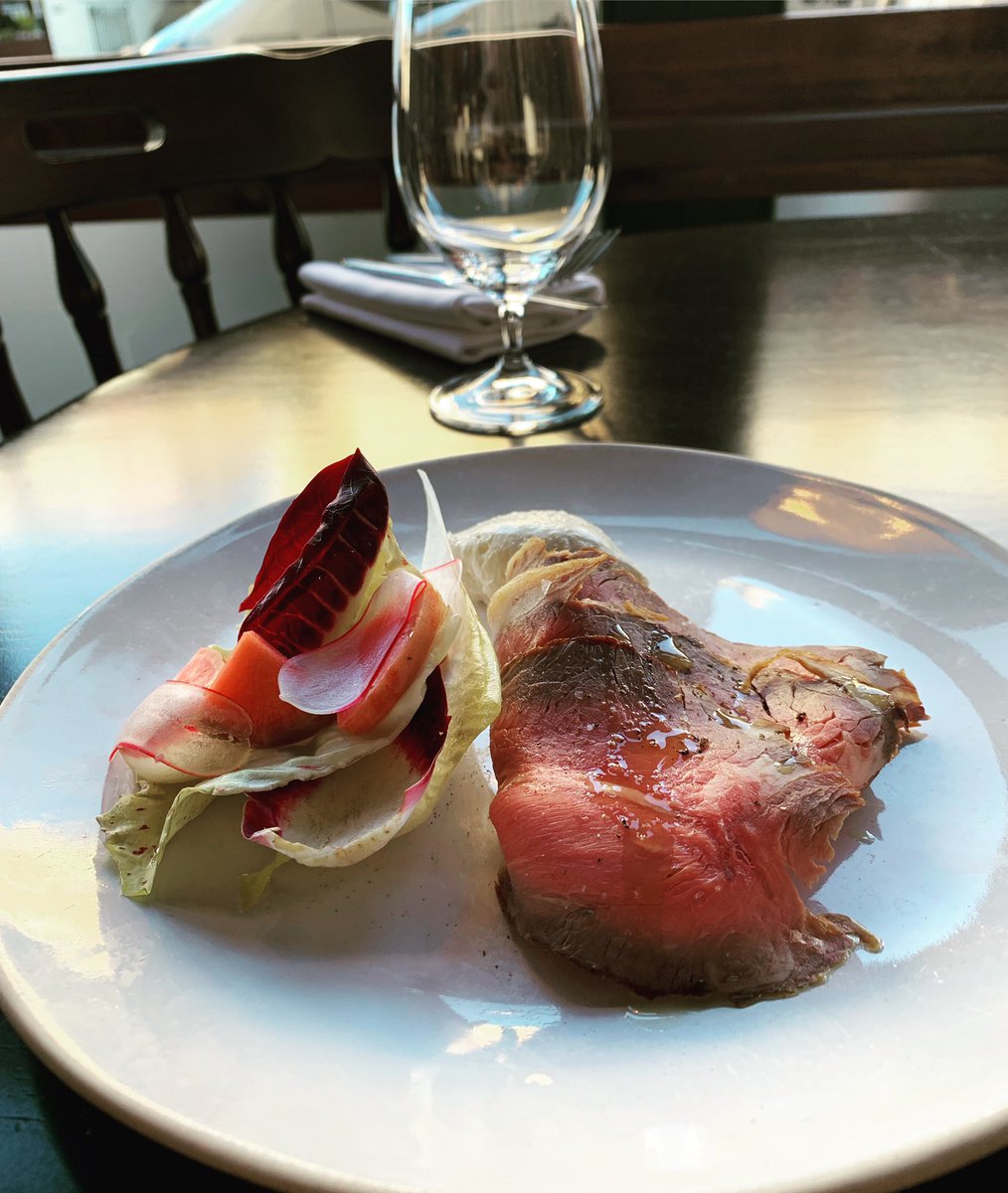 wildflorhove's tweet photo. Rare beef, winter leaf &amp; horseradish salad on as a little starter this lunch time. We’re thinking a little glass of rosé alongside will do nicely. 

#wildflor #wellcellared #classiccookery https://t.co/DTZY5kQ7lo