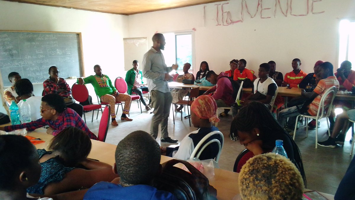 SicNva's tweet photo. 🛑🛑🛑🛑🛑 

Nous avons été conviés par le #Club_Entreprenariat des Étudiants @IsmamOfficiel pour un atelier de sensibilisation et d'information lié à nos différentes activités pouvant leur bénéficier. 
@celcomminpmeesa @PeaJeunes @DNkuissi https://t.co/FAPCJx7ixr