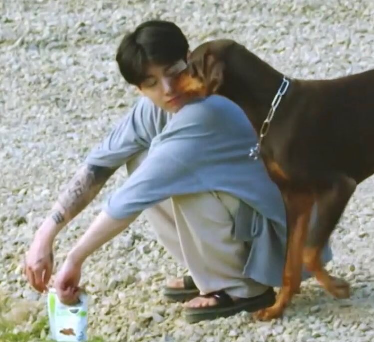 taekook tweet media