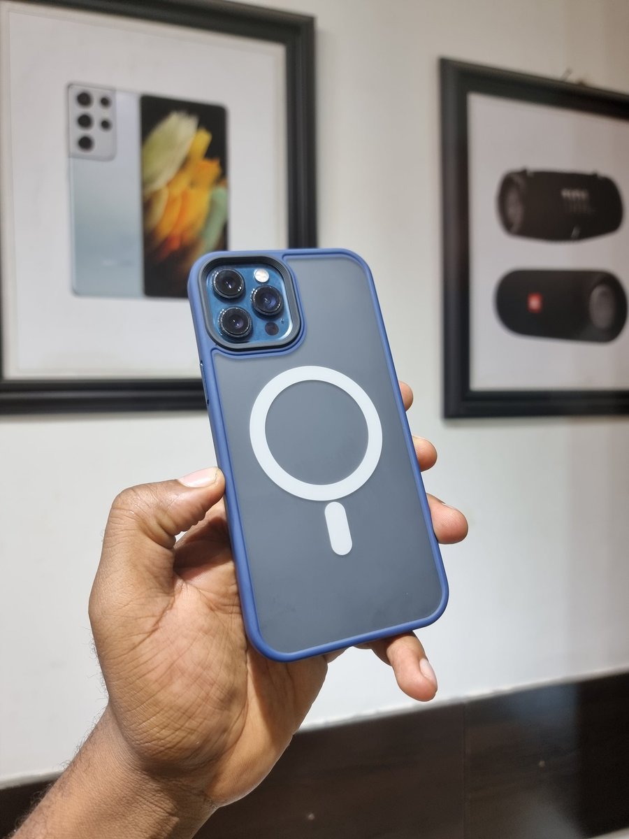 StoreCanoon's tweet photo. Available in Black &amp; Blue 

Price: 
12,12 Pro &amp; 12 Pro Max - N4,000
13 Pro &amp; 13 Pro Max - N5,000
______________________________ 

📞 : 08098088800 08068065323

📩 : @canoonstore / Whatsapp: 08099156000 

🌐 : https://t.co/phsVia0SgN
📧 : canoonstore21@gmail.com https://t.co/kj14dHPavq