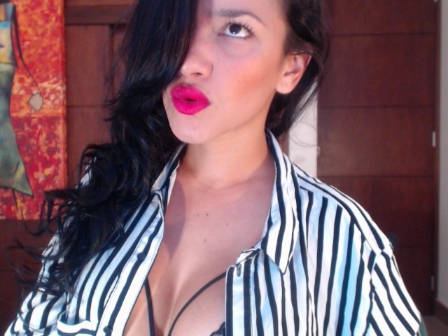 C'est l'anniversaire de Pamela19 aujourd'hui ! eurolive.co/?module=public…