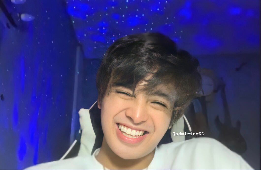 kluofc_'s tweet photo. Here's our best man looking so happy! Lets make him happier by making him trend! 

KD ON KAPAMILYACHAT https://t.co/TOTlfEuXHZ