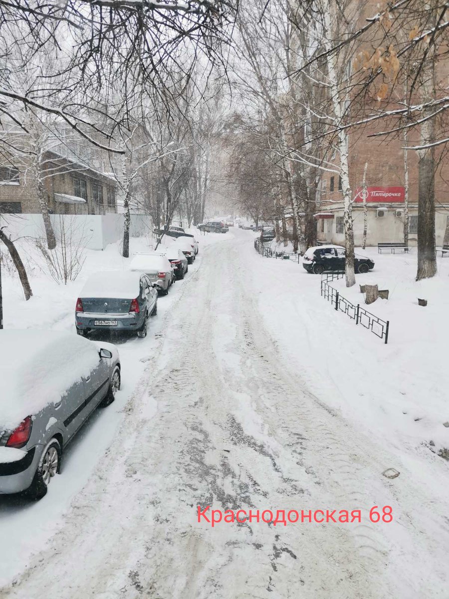 osm6prom's tweet photo. Очистка внутриквартальной дороги https://t.co/P32ymO8CUM