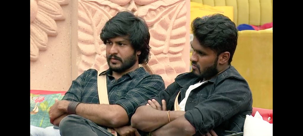 veriyars's tweet photo. #wesupportamir 
#voteforamir
#amirads
#Amir 

#VijayTelevision https://t.co/0Fn3Y1ZgXO