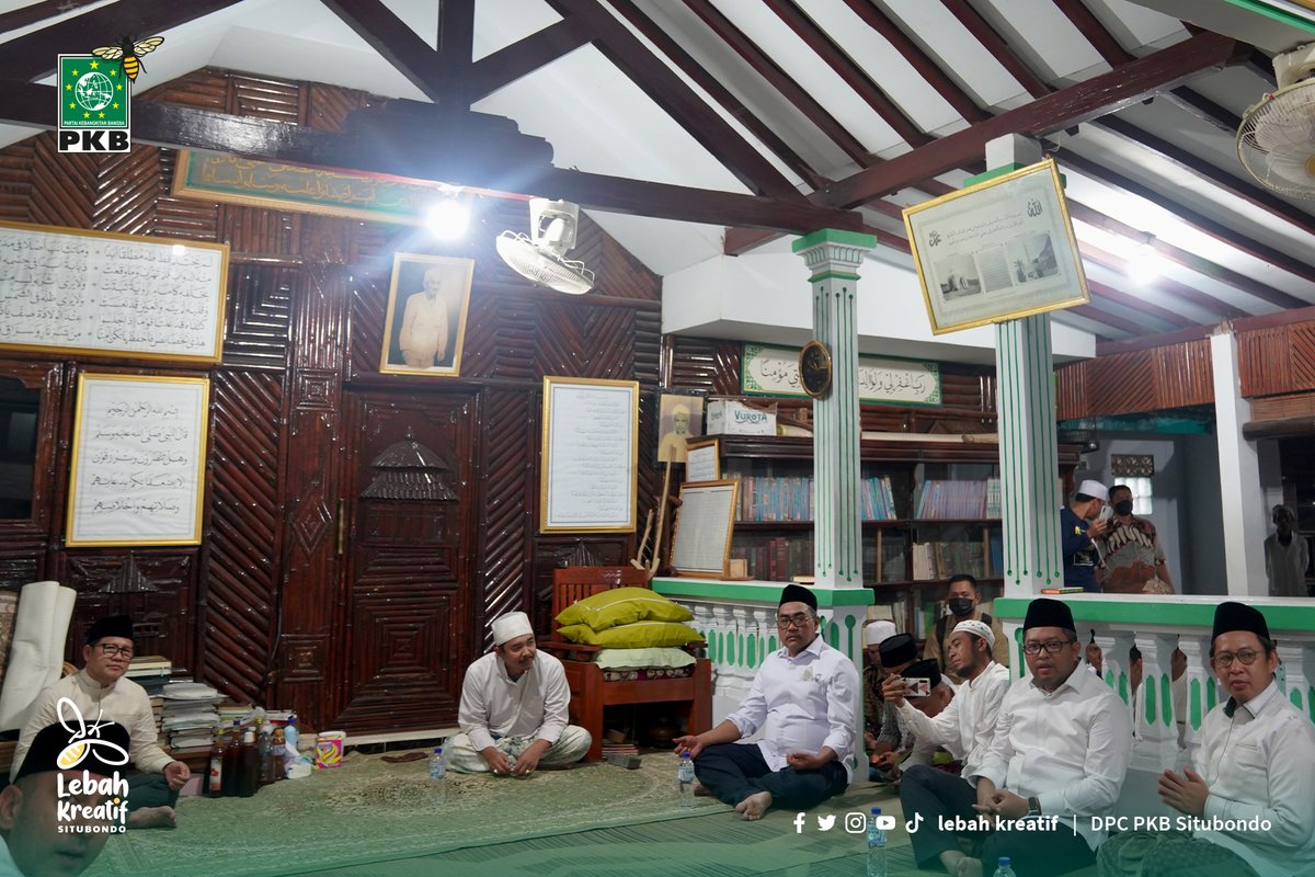lebahkreatif's tweet photo. Gus Muhaimin wakil ketua DPR-RI sekaligus ketua umum DPP PKB sowan ke KHR. Muhammad Kholil As’ad pengasuh pondok pesantren Wali Songo Situbondo. 14/1/2022

#pkb #gusmuhaimin #walisongo #broyafie #pkbsitubondo #khrkholilasad #lebahkreatif https://t.co/dVeMoC8tFA