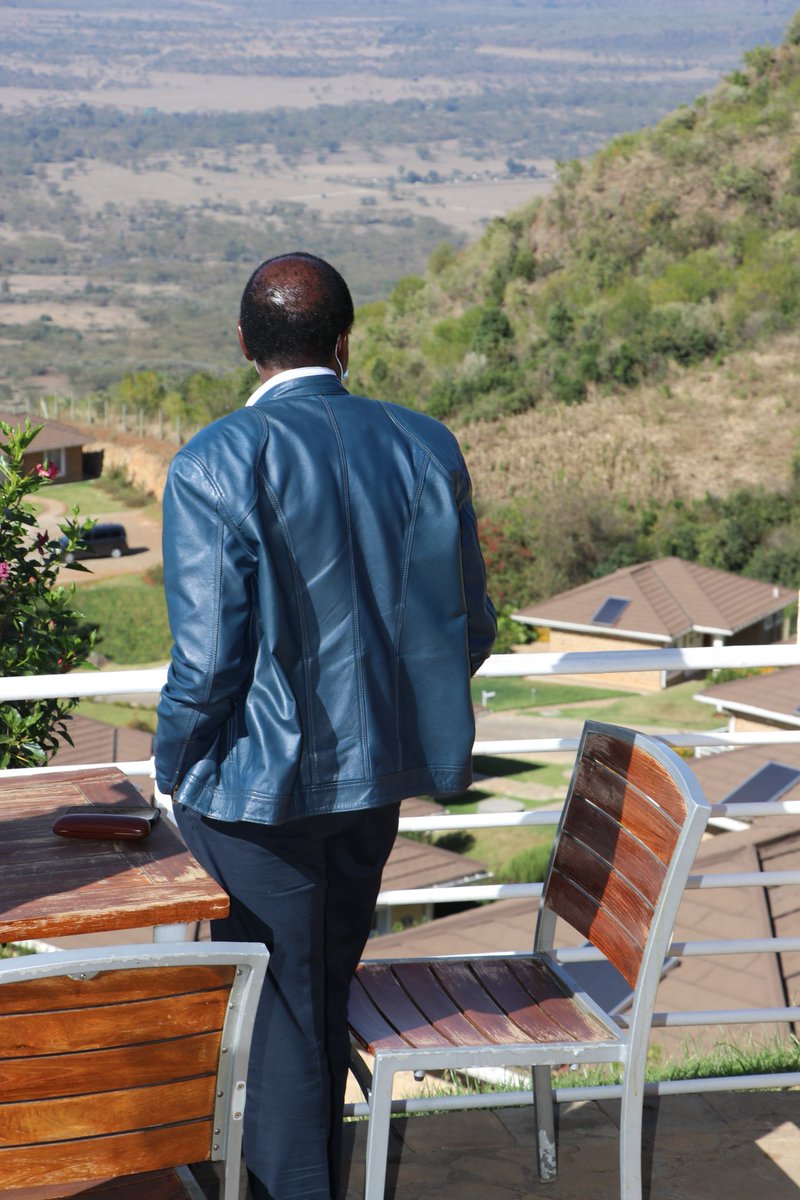 skmusyoka's tweet photo. Looking forward to a future where anything is possible. #HakikaTutaweza https://t.co/oGO5dpNuSl