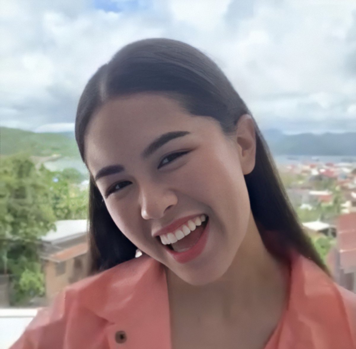 The best choice is to support you <a href="/KissesDelavin/">Kisses Delavin</a> 

KEEP CHOOSING KISSES

#KissesDelavin