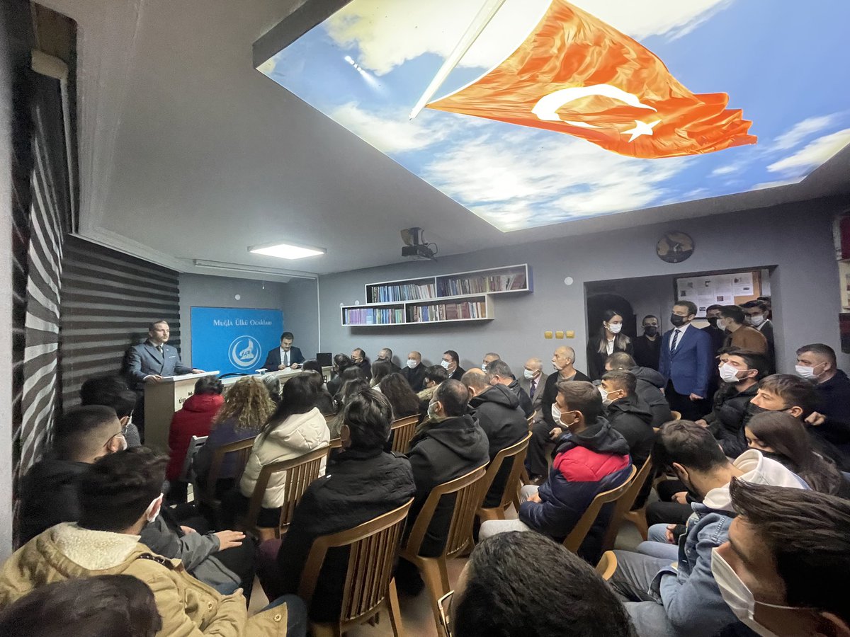 burakdemireltr's tweet photo. Muğla Sıtkı Koçman Üniversitesi Rektörümüz Prof.Dr. Hüseyin Çiçek ile Eğitim Akademimizin 1.oturumunu, MSKÜ Bilim Vizyonu ve Türk Gençliğine Yansımaları konusu ile gerçekleştirdik.

Tüm katılımcılarımıza, Sayın Rektörümüze ziyaretleri ve konuşmalarından dolayı teşekkür ediyorum. https://t.co/Ek6vL7BP7O
