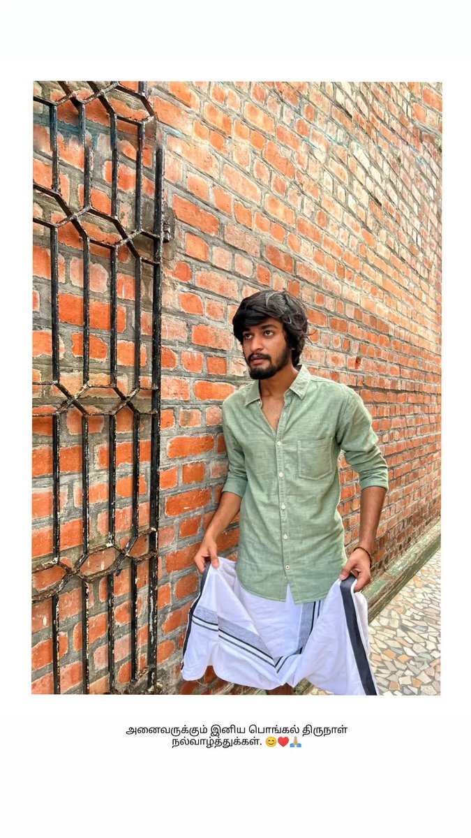 kkashii21's tweet photo. Ponggal naalvazthugal makkaley❤✨
#survivortamil https://t.co/fkfoRdEovq