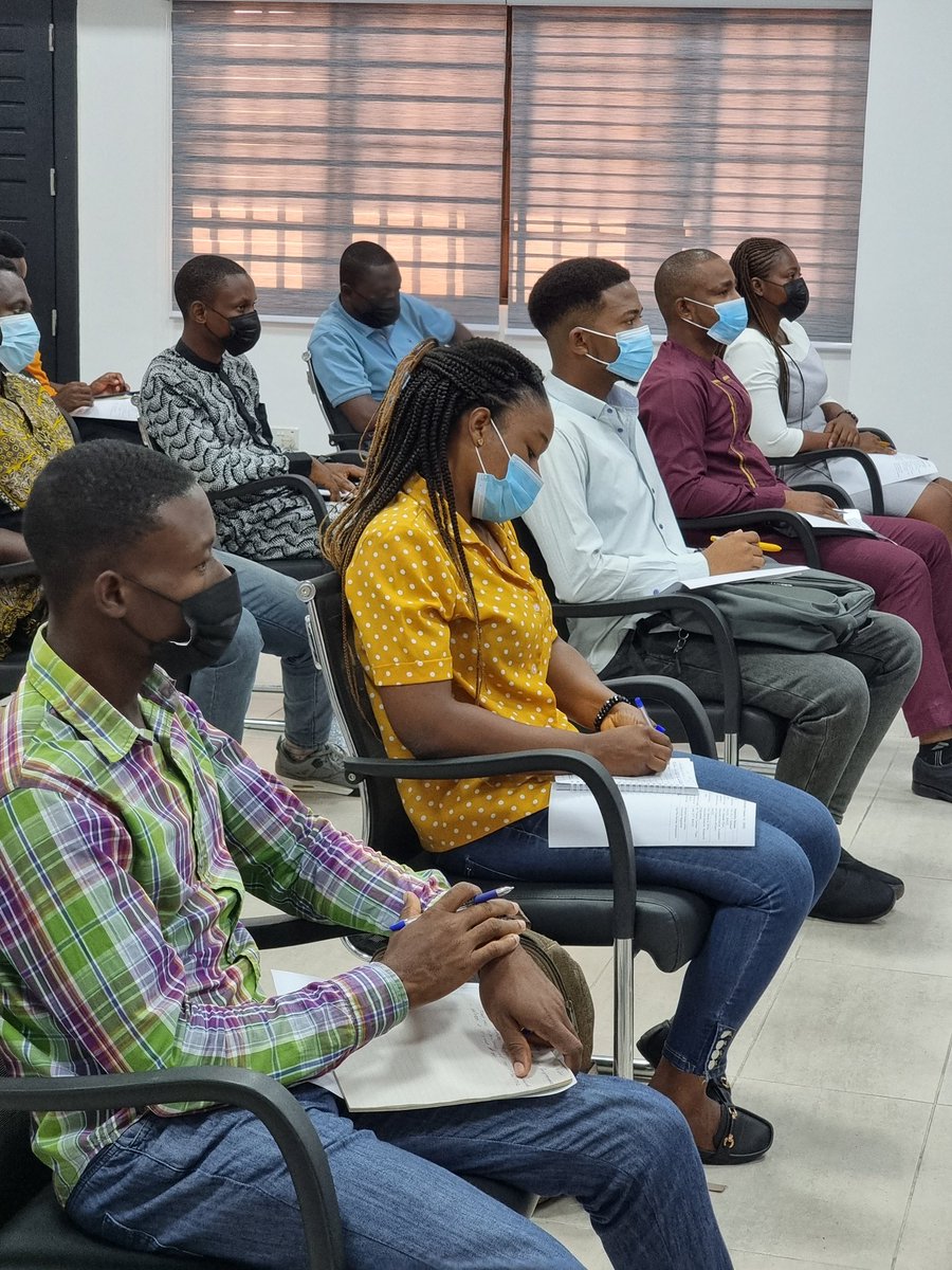 wacci_gh's tweet photo. WACCI's Director @edanquah240 welcomes its new cohorts of PhD and MPhil students for the 2021/22 academic year. https://t.co/dpBFPbXL2T