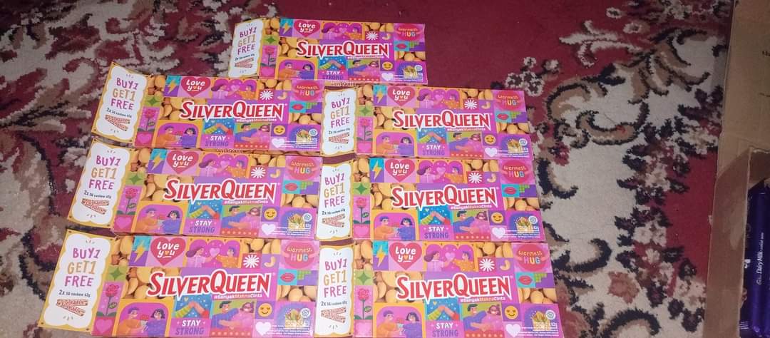yfmdaahh's tweet photo. @radenrauf Silverqueen buy1 get1 only 19k🥰🥰 https://t.co/xy9zIEBoK0
