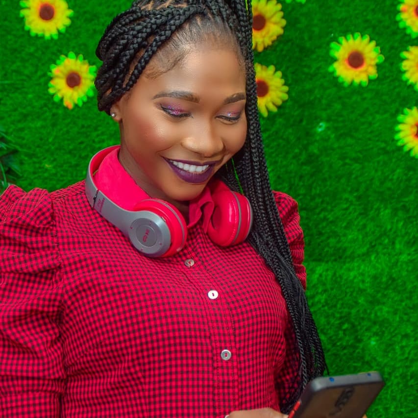 Yemzxy1's tweet photo. Memories that can't be forgotten
Endsars era🥺
Let's keep give that special person something to remember you for
Get Frames at an affordable rate
Chat with me
https://t.co/nsoI2Tm0oi
#EndSARS #Parage #Windscribe
#Unilorin https://t.co/ldNSYIUwGq