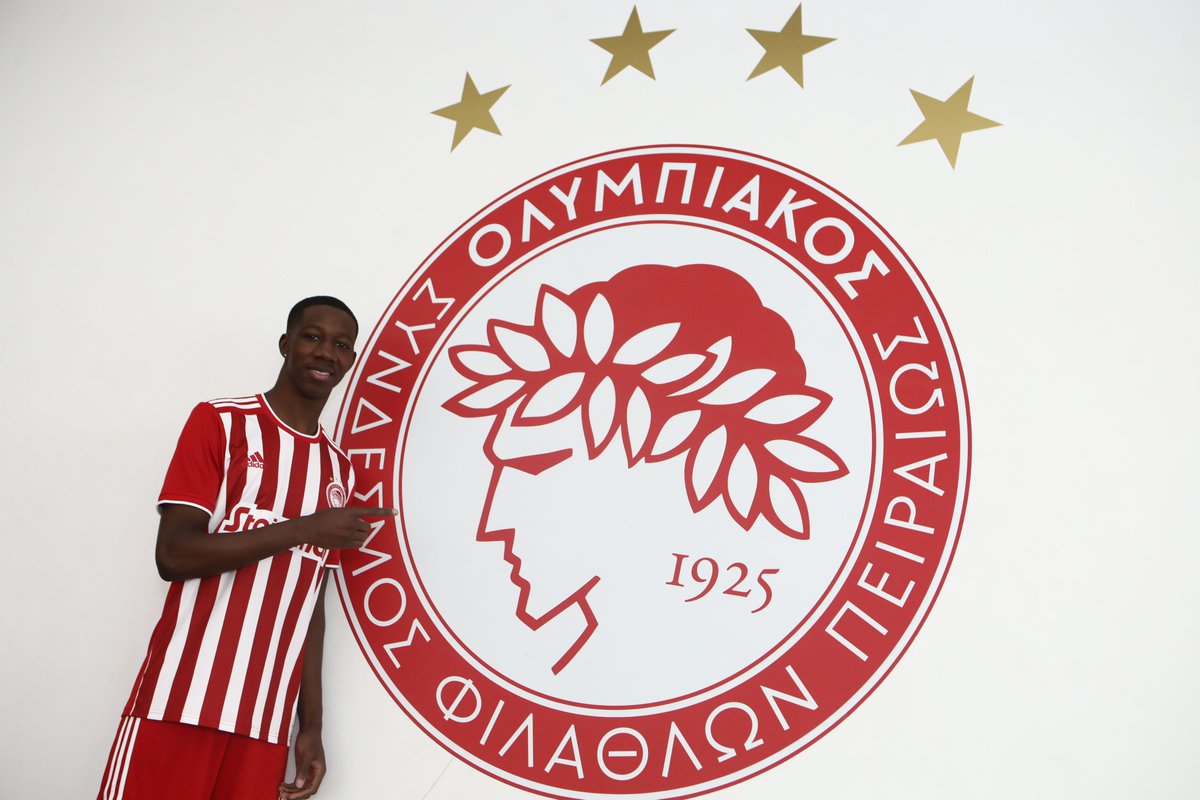 olympiacosfc's tweet photo. Ο Μπαντιουνγκού Φαντιγκά στα «ερυθρόλευκα»! / Bandiougou Fadiga in the red and white of Olympiacos! 🔴⚪
#Olympiacos #Transfer #Welcome #BandiougouFadiga #WelcomeFadiga #WeKeepOnDreaming https://t.co/b6b4ZcC8MZ