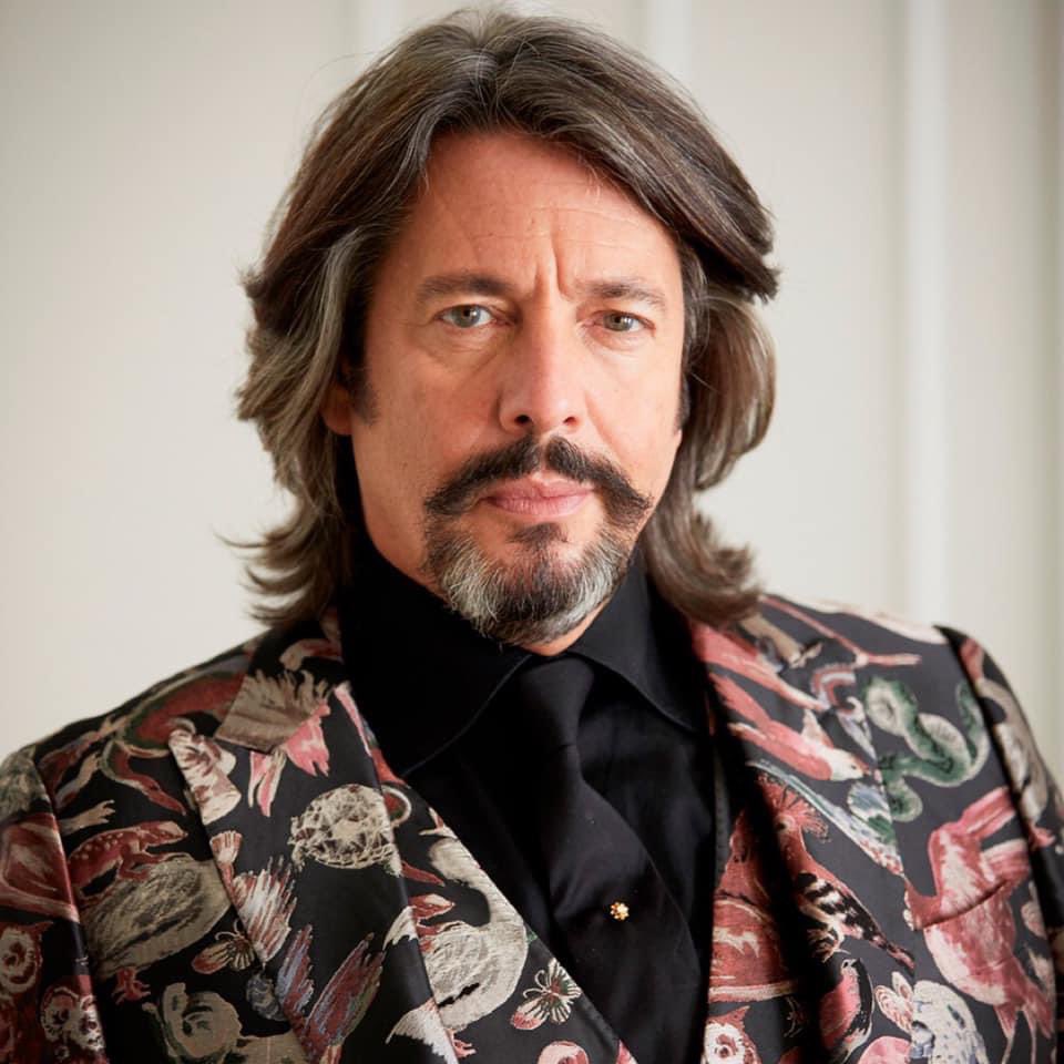 53 today! Happy birthday Dave Grohl 