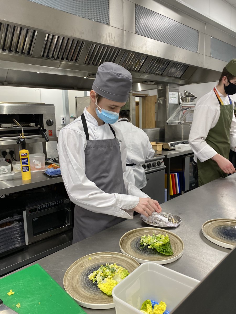 jarvisa25's tweet photo. Awesome service yesterday in @IalRestaurant with the level 1 learners #itsatakeover #hospitaity @colegcambria @Hudson1Judith https://t.co/XZ8JwlP08v