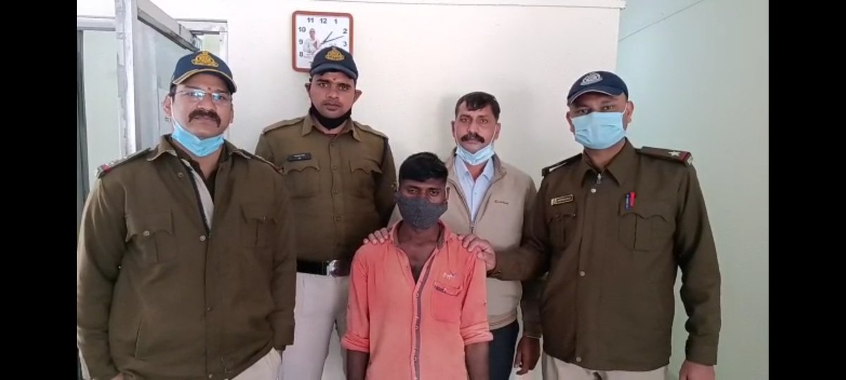 IndoreThana's tweet photo. प्रेस-नोट
मां-बेटे के दोहरे कत्ल का पर्दाफाश
थाना बाणगंगा पुलिस नें आरोपी का 400 कि.मी. पीछा कर ग्राम सिरस���ली जिला अकोला महाराष्ट्र से किया गिरफ्तार
अवैध संबंधों के कारण गहरी नींद में सो रही पत्नि व सौतेले पुत्र को पहले गैस टंकी से सिर पर मारा फिर चाकु से गला रेत कर की थी हत्या https://t.co/Nh7phnOaIa