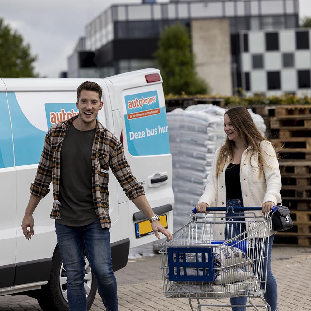 Bcsgoes's tweet image. Even snel je grote click &amp;amp; collect bestelling ophalen? Dat gaat nog makkelijker met één van onze busjes!
.
.
.
#clickencollect #click&amp;amp;collect #lockdown #Autohopper #autoverhuur #bestelbus #winkelwagen