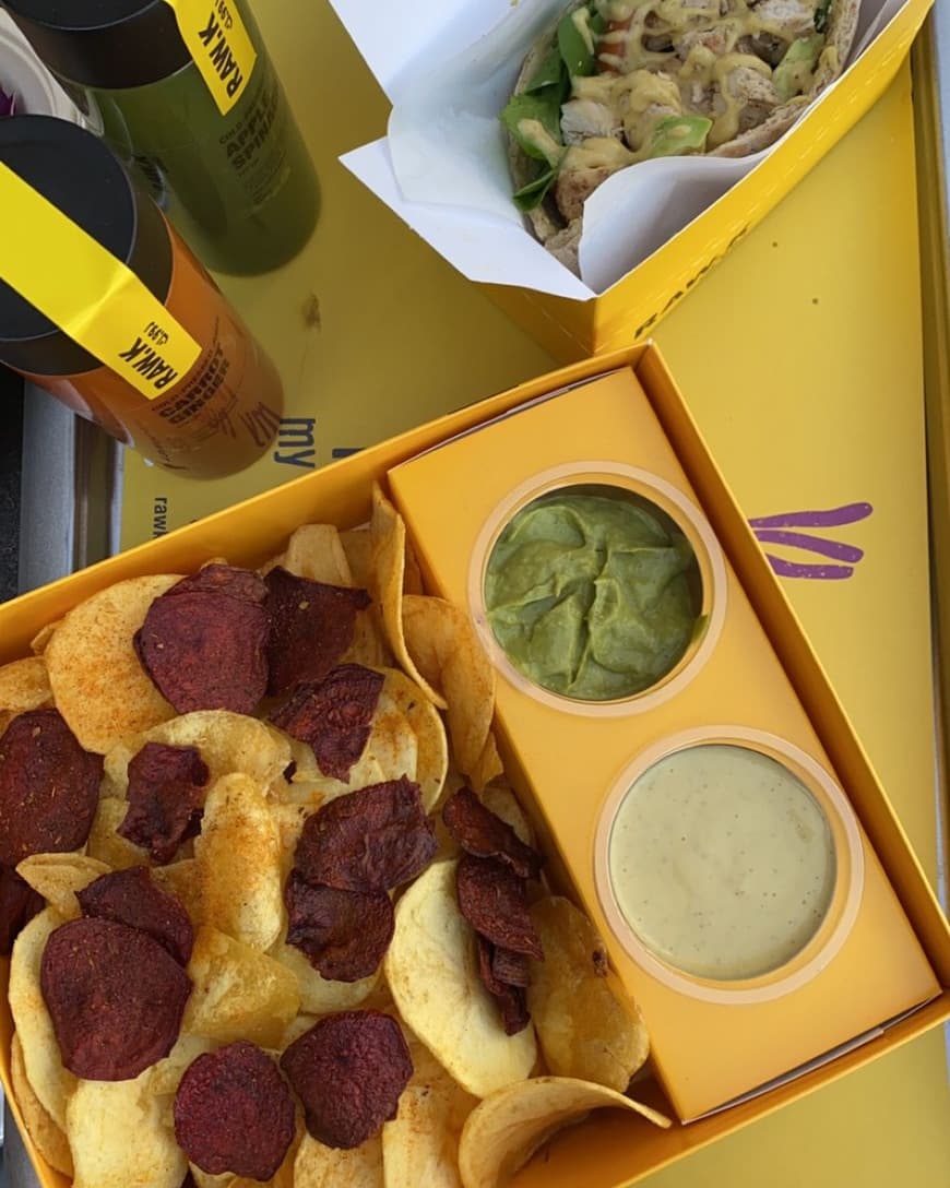 DQliving's tweet photo. #InsideDQ @rawk_sa is now in the DQ! It is a must try for everyone who loves quick, healthy, fresh, and delicious food. You can choose from their salads, pita sandwiches, hot bowls, and juices.🥗🌯🍛🥤

Visit them at Al Kindi Plaza from 11:30 AM – 12:00 AM. https://t.co/eOjH6zK3ns