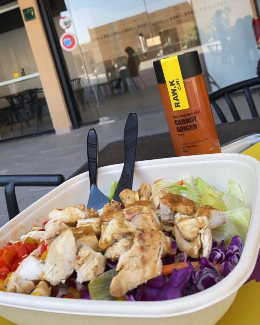 DQliving's tweet photo. #InsideDQ @rawk_sa is now in the DQ! It is a must try for everyone who loves quick, healthy, fresh, and delicious food. You can choose from their salads, pita sandwiches, hot bowls, and juices.🥗🌯🍛🥤

Visit them at Al Kindi Plaza from 11:30 AM – 12:00 AM. https://t.co/eOjH6zK3ns