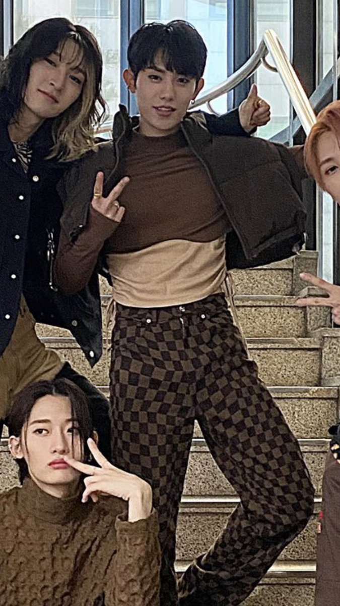 taeyeob69's tweet photo. Never beating the fast fashion allegations https://t.co/AxW75WTItK