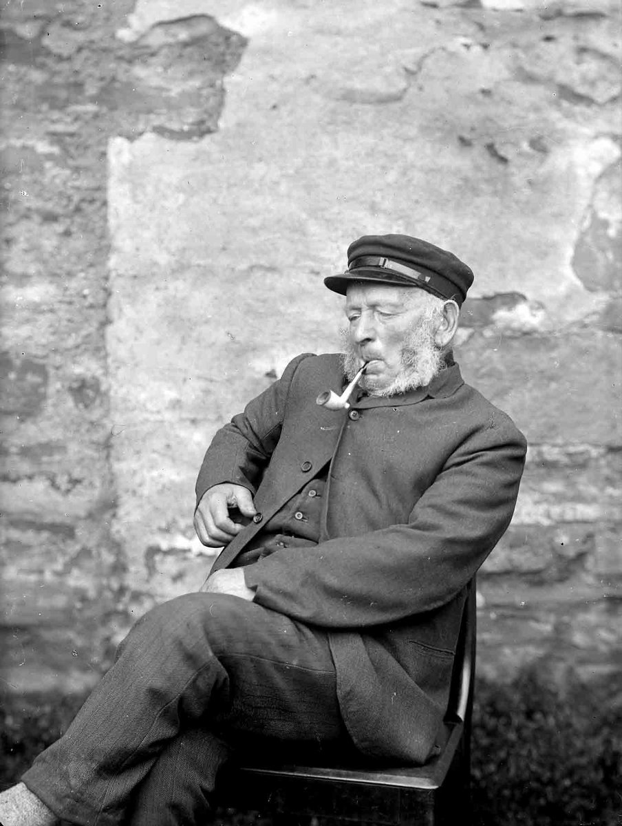 Orkney Library tweet media