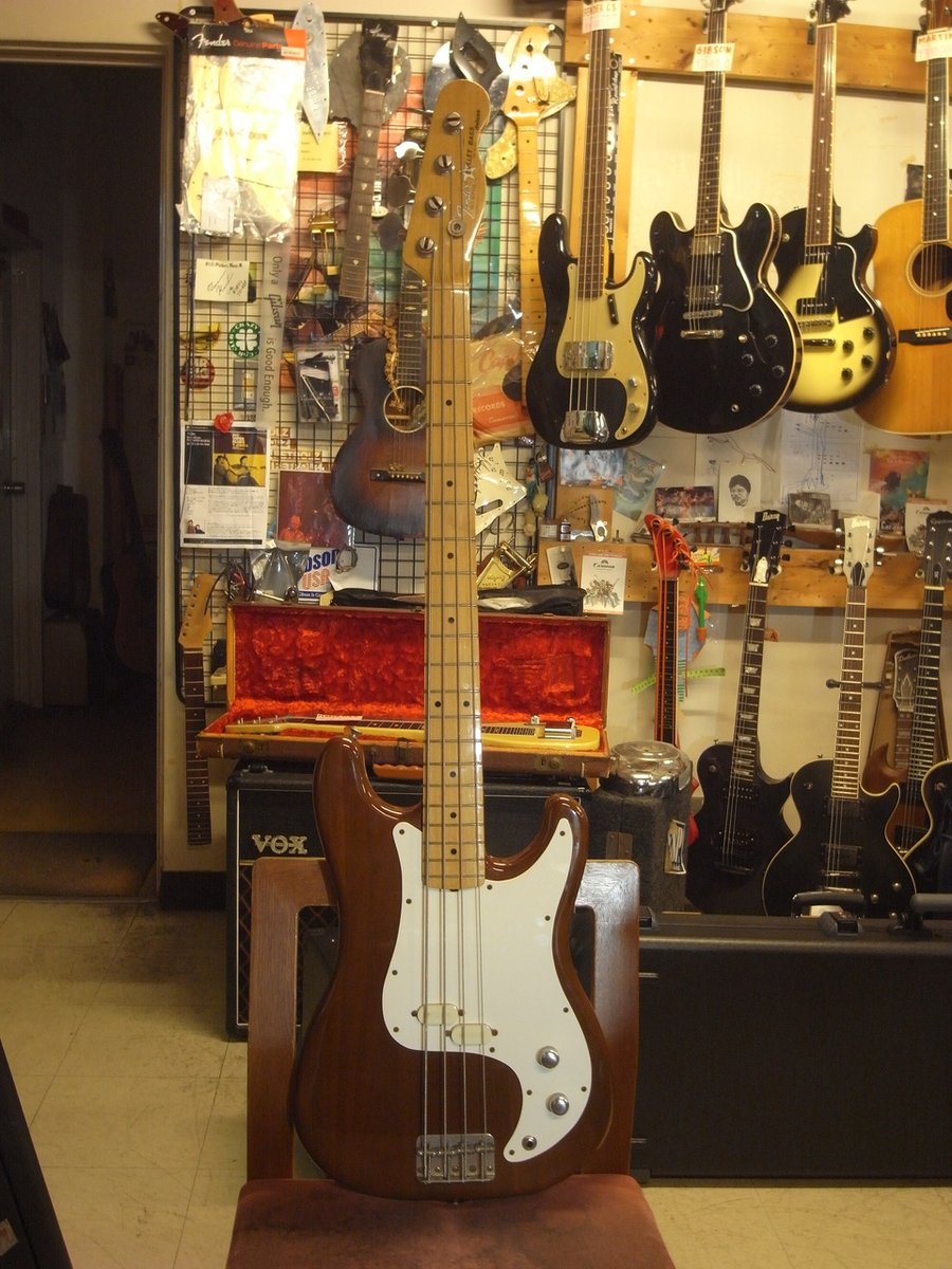 digimartnet's tweet photo. 80年代初頭に生産されていたシンプルな仕様とルックスがかっこいいエントリーモデル
Fender BULLET DELUXE BASS at #Millimeters #ミリメーターズ #digimartnet

https://t.co/VlhSNhWmAf

#electricbass #ベース #fender https://t.co/1n5lTE0wZp