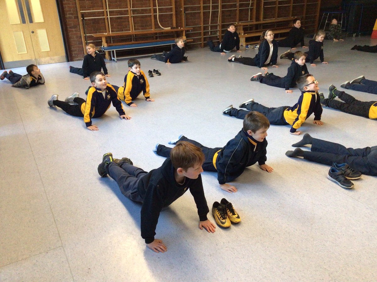 StPaulsPrimary1's tweet photo. Year 4 are learning how to train our bodies and minds with some relaxing morning Yoga. Thank you to one of our wonderful parents, Bex White, for teaching us! ☺️ https://t.co/SFoB5dLahK
