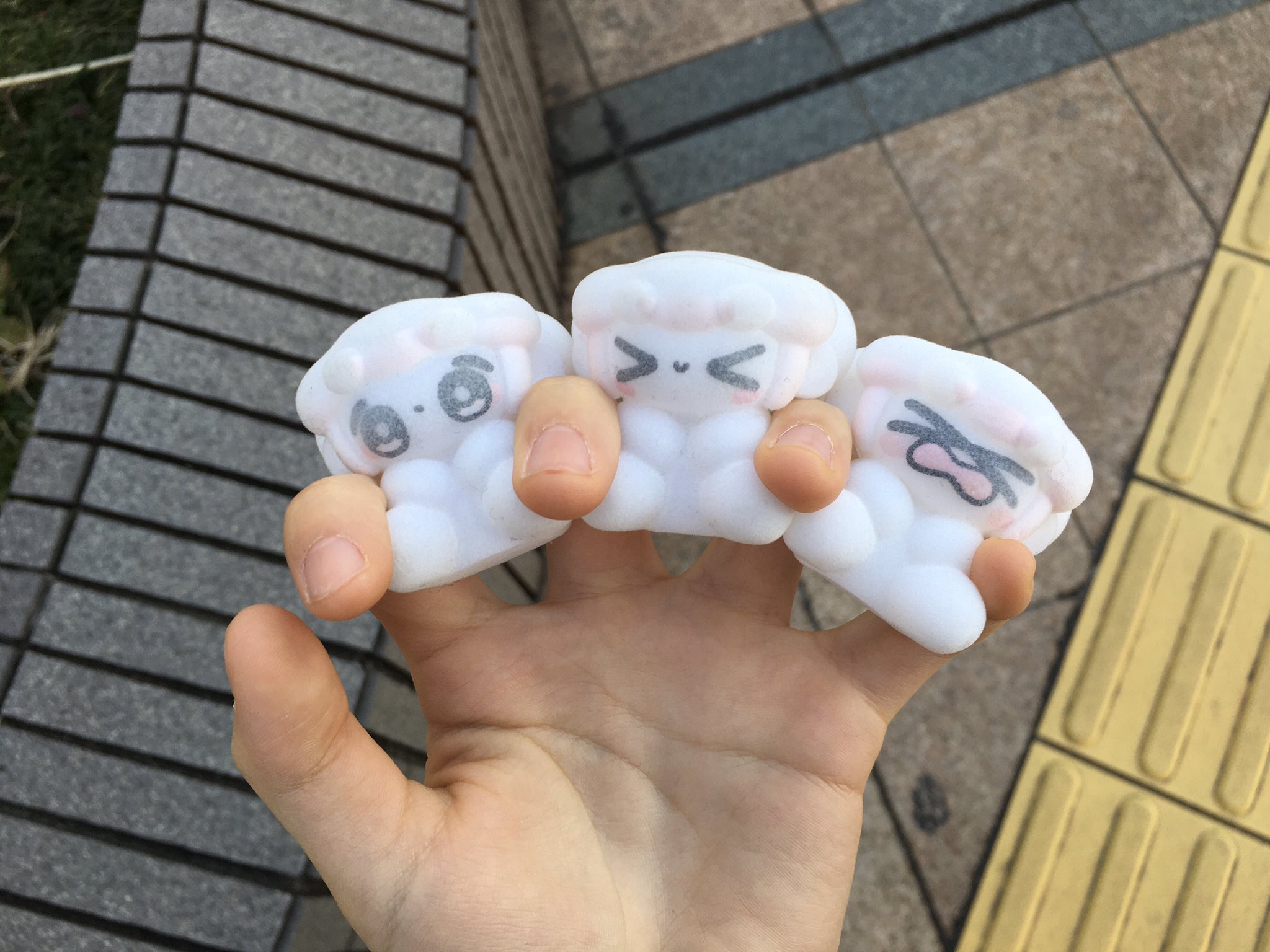 おもちエイリアン Timg Twitter Image List Zip Downloader