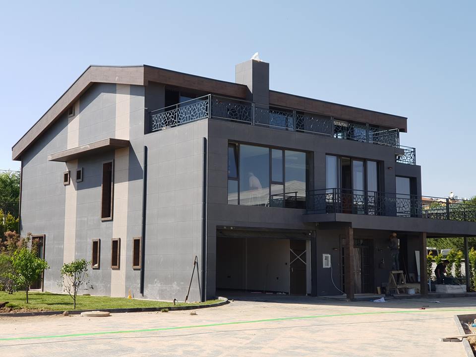 VizyonVilla's tweet photo. Konut ihtiyacınıza çözümler üretmek için hizmetlerimize devam ediyoruz. 
#çelikev #konteyner #prefabrik #çelikyapı #steelconstruction #Carebetondegilcelik #vizyonvilla #ankara #izmir #ciftlikevi #ankaraprefabrik #ankaracelikev #hobibahcesi #ankara #Turkey https://t.co/eluDgS0HRI