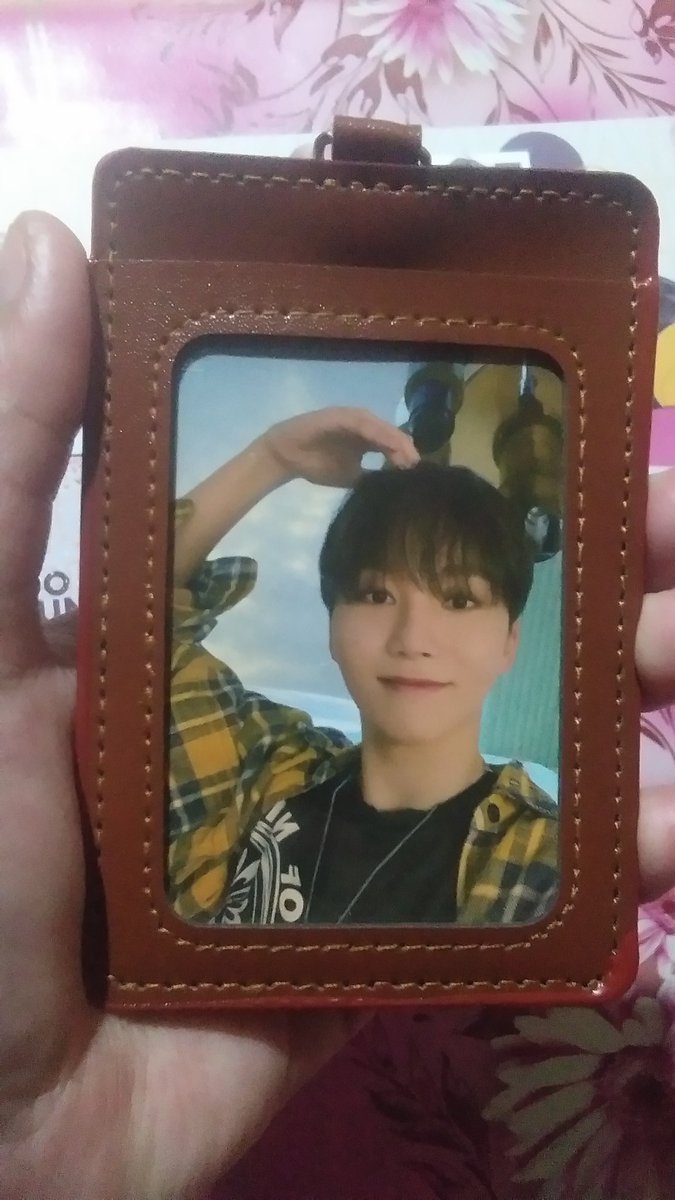 caratduel_niceu's tweet photo. Yey! finally got my MyBoo CSE. This is my first CSE ever ang sayaaa. Advance Happy Birthday sa aking kabirth month Seungkwaniee!💞 Thankyou @caratreatscafe for hosting this cse💞 and ang sarap din foods!💞 #MyBooCSE 
#Caratreafied
#CaratreatsCafeCSE https://t.co/JSxJ5Nbpqq